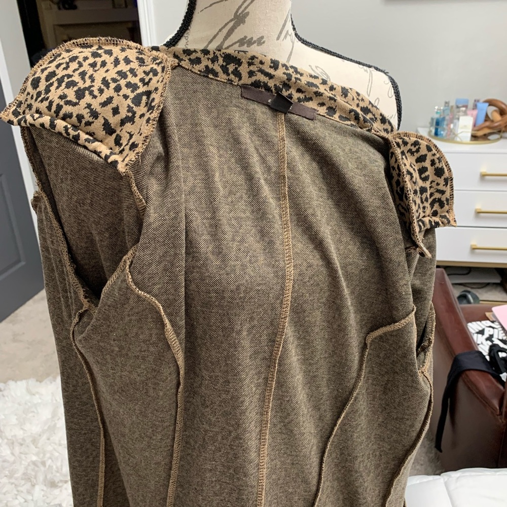 Leopard Ruffled Button Up Cardigan - Picture 9 of 9